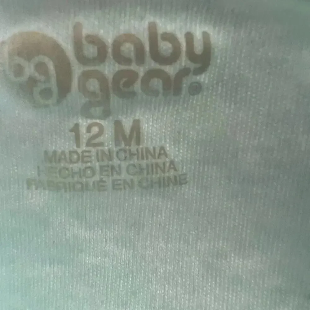 Girls’ Baby Gap/Baby Gear bundle of Onesies Size 12 months
